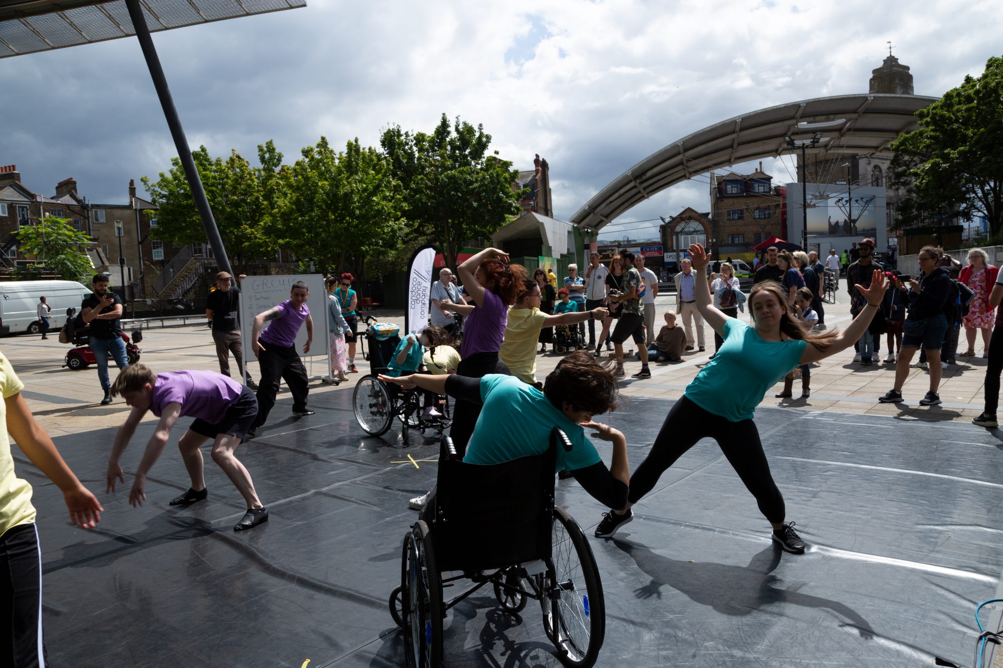 Candoco-DayOfDance-by-Christa-Holka-29Jul23-230 (1)